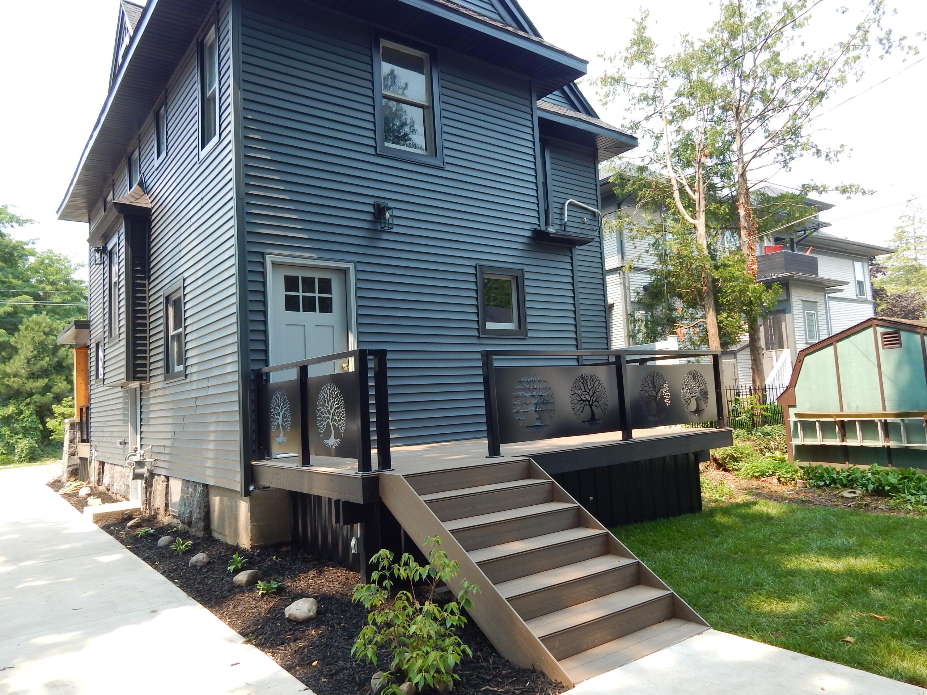 70 Grand Avenue NE