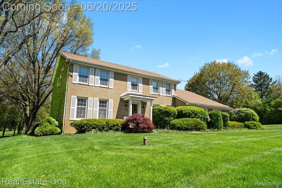 1945 Bamby Lane