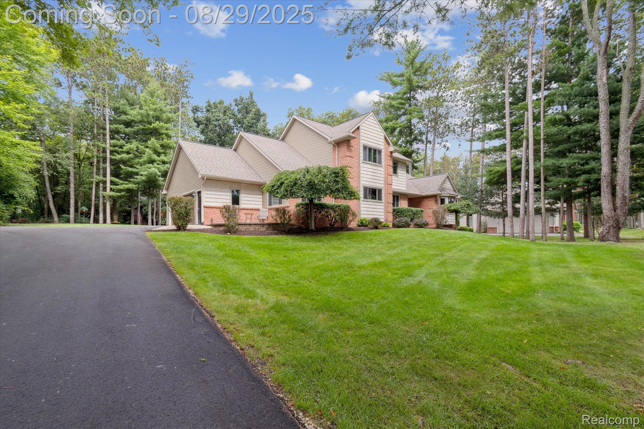 7856 N Kilkenny Drive