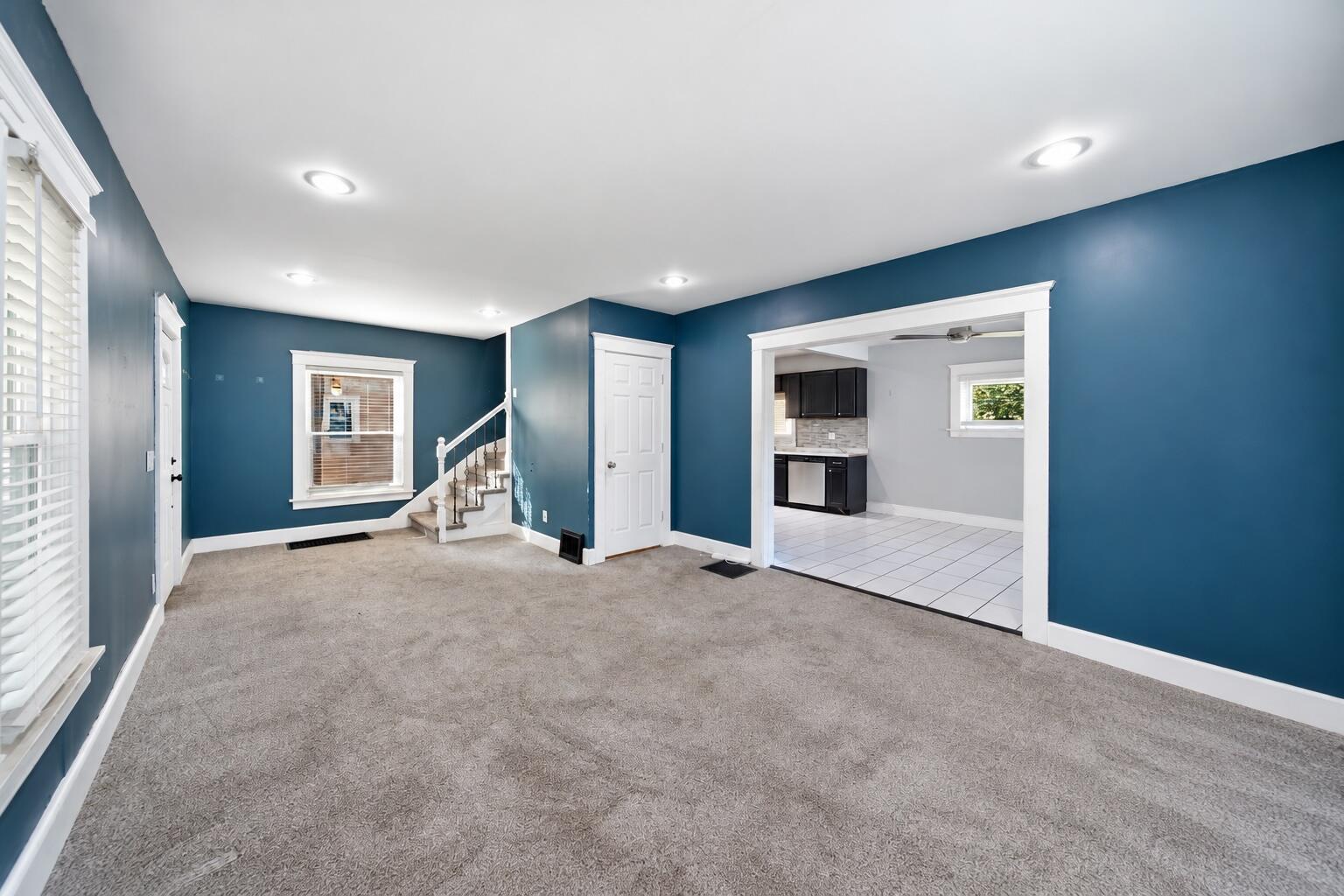 136 W High Street