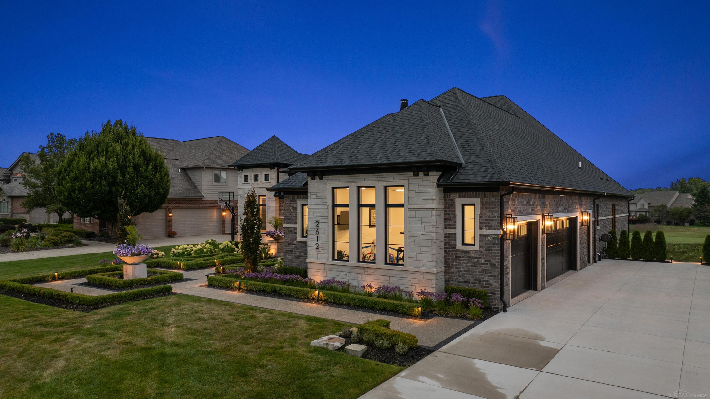 2612 Invitational Drive