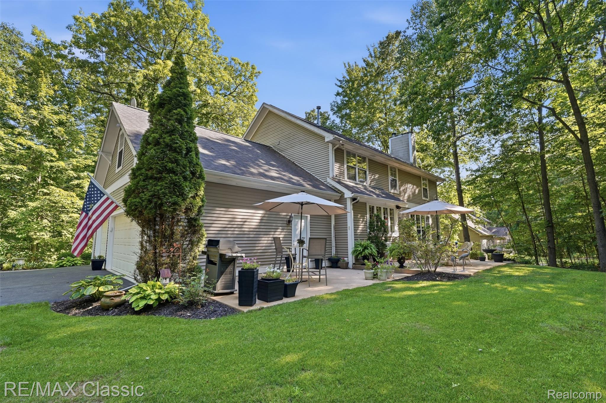 6303 Ridge Hollow Lane