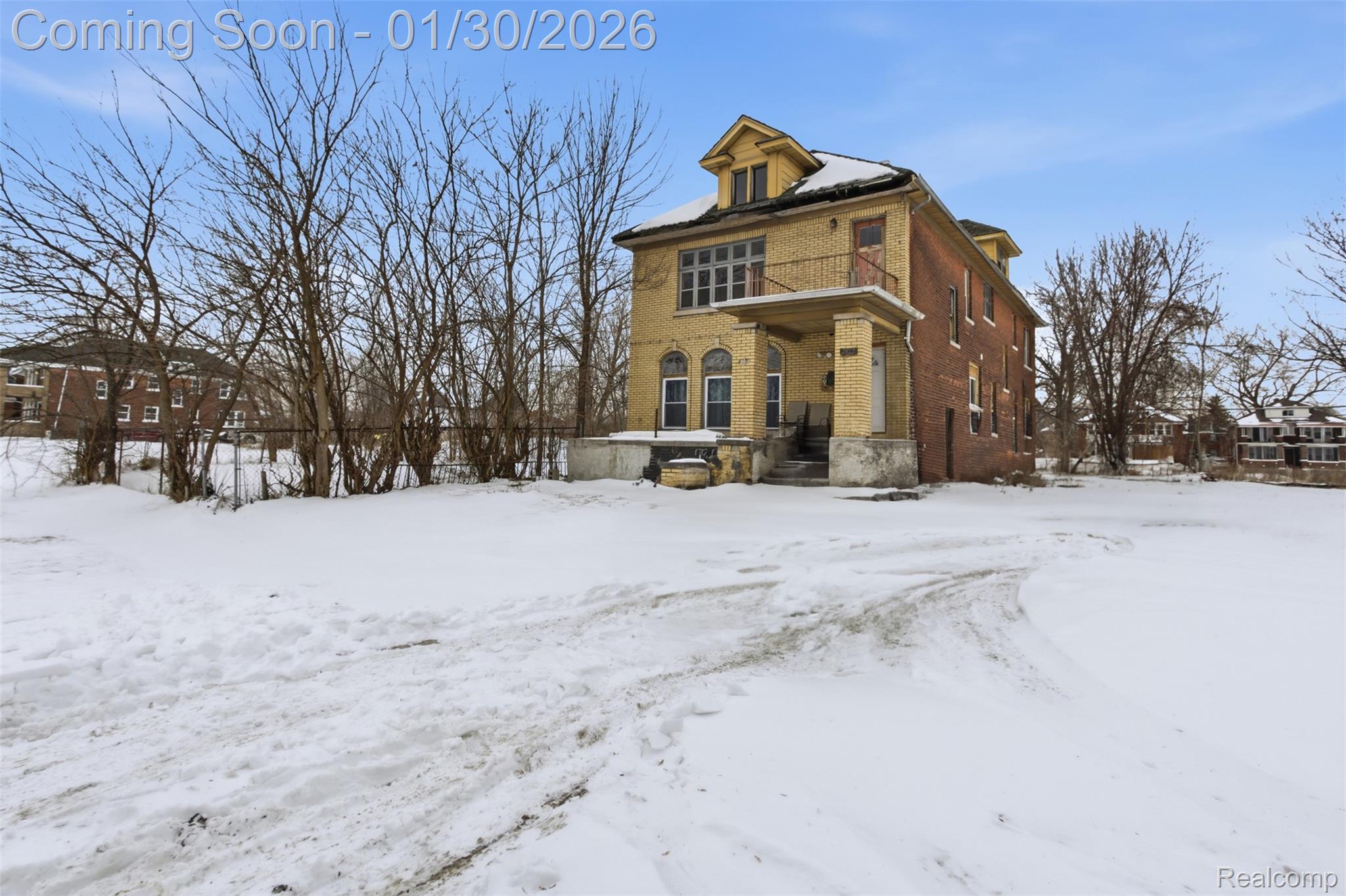 2952 Elmhurst Street