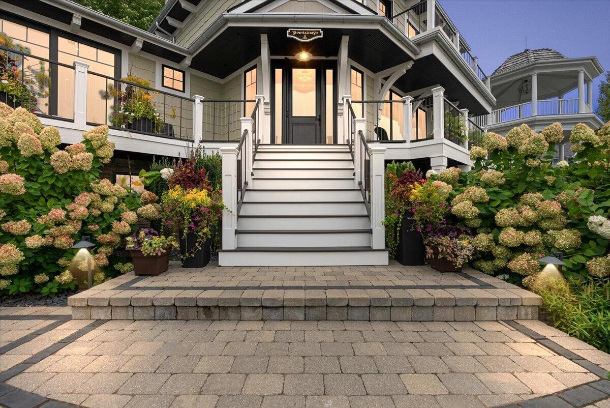 720 Bay Road