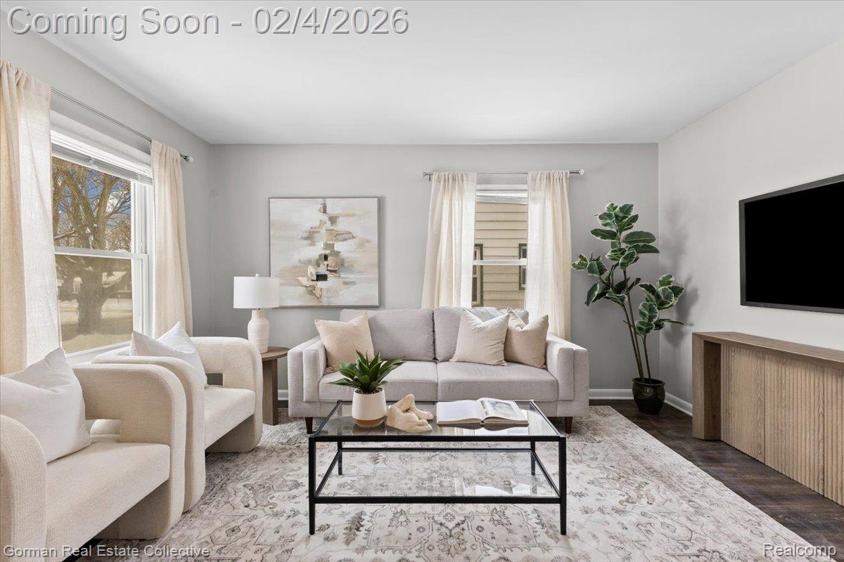 1641 Woodward Heights