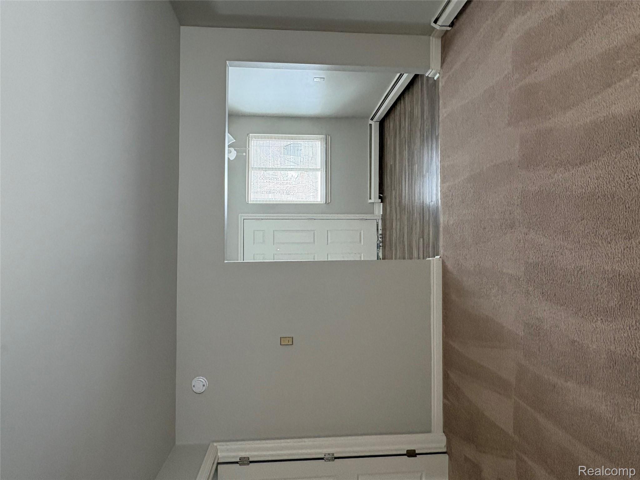 36247 Unit 5 HATHAWAY Street