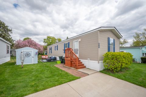Photo of 183 Flicker Street, Rochester Hills City, MI 48309 (MLS # 81026020336)