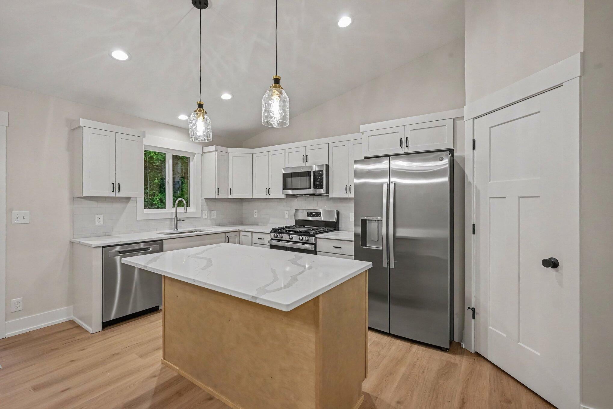 1328 Red Fox Court
