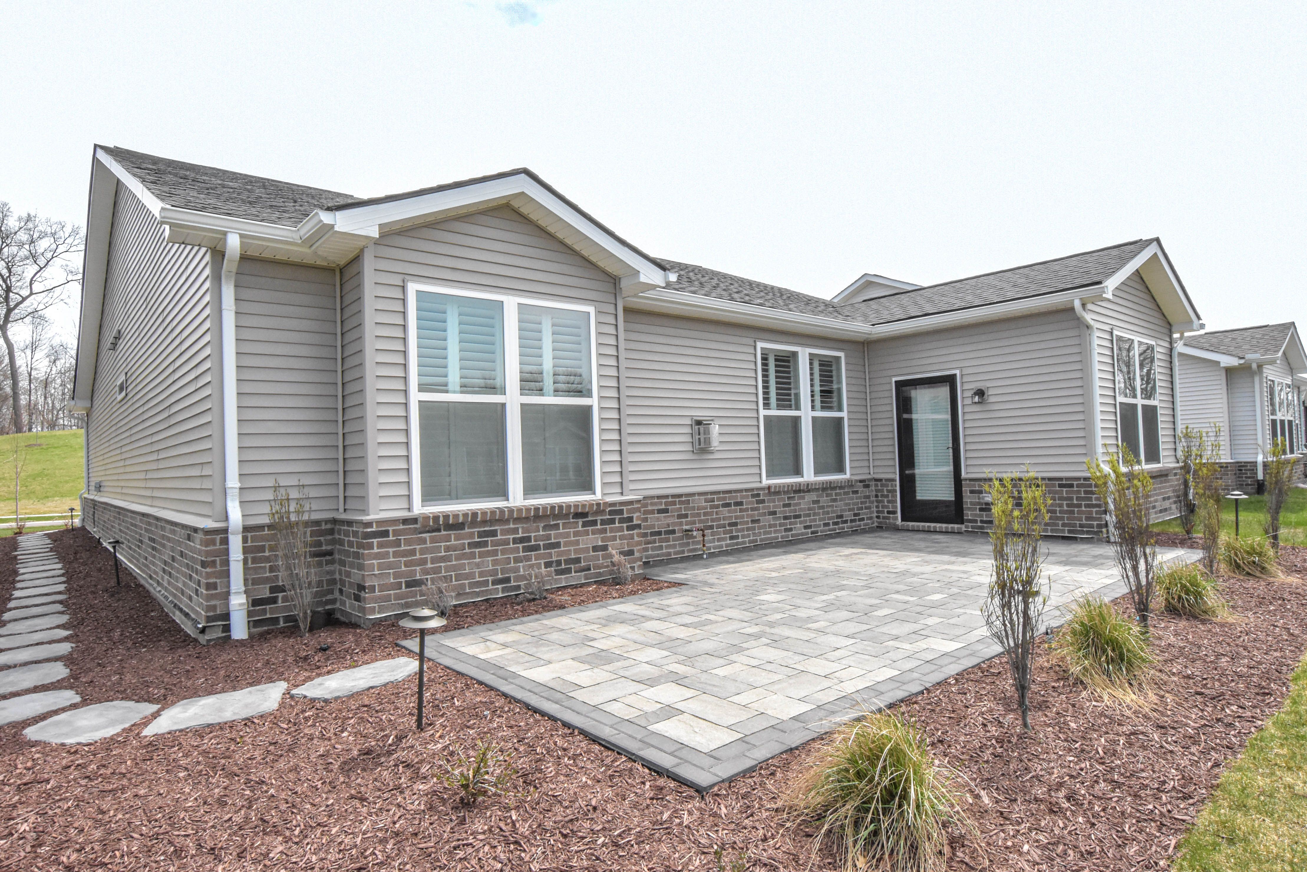 4336 SILICA Drive