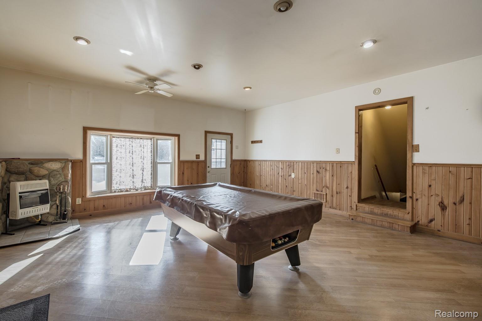 Imlay City, Michigan 48444, United States, 3 Bedrooms Bedrooms, ,2 BathroomsBathrooms,Residential,Active,248272