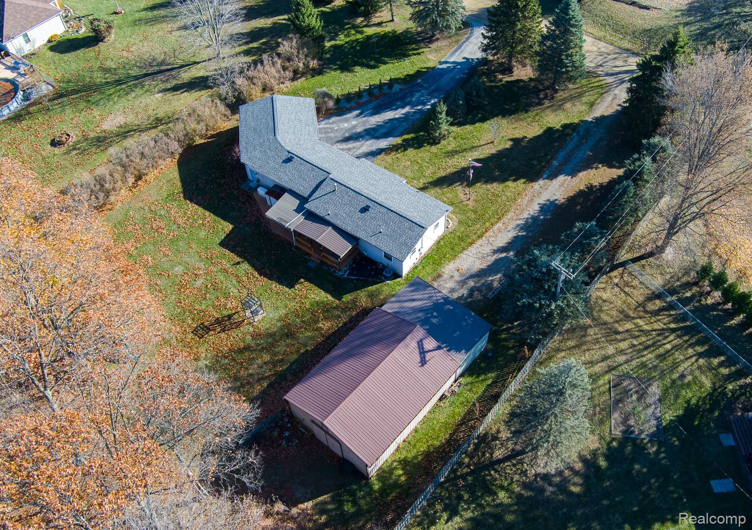 Imlay City, Michigan 48444, United States, 3 Bedrooms Bedrooms, ,2 BathroomsBathrooms,Residential,Active,248272