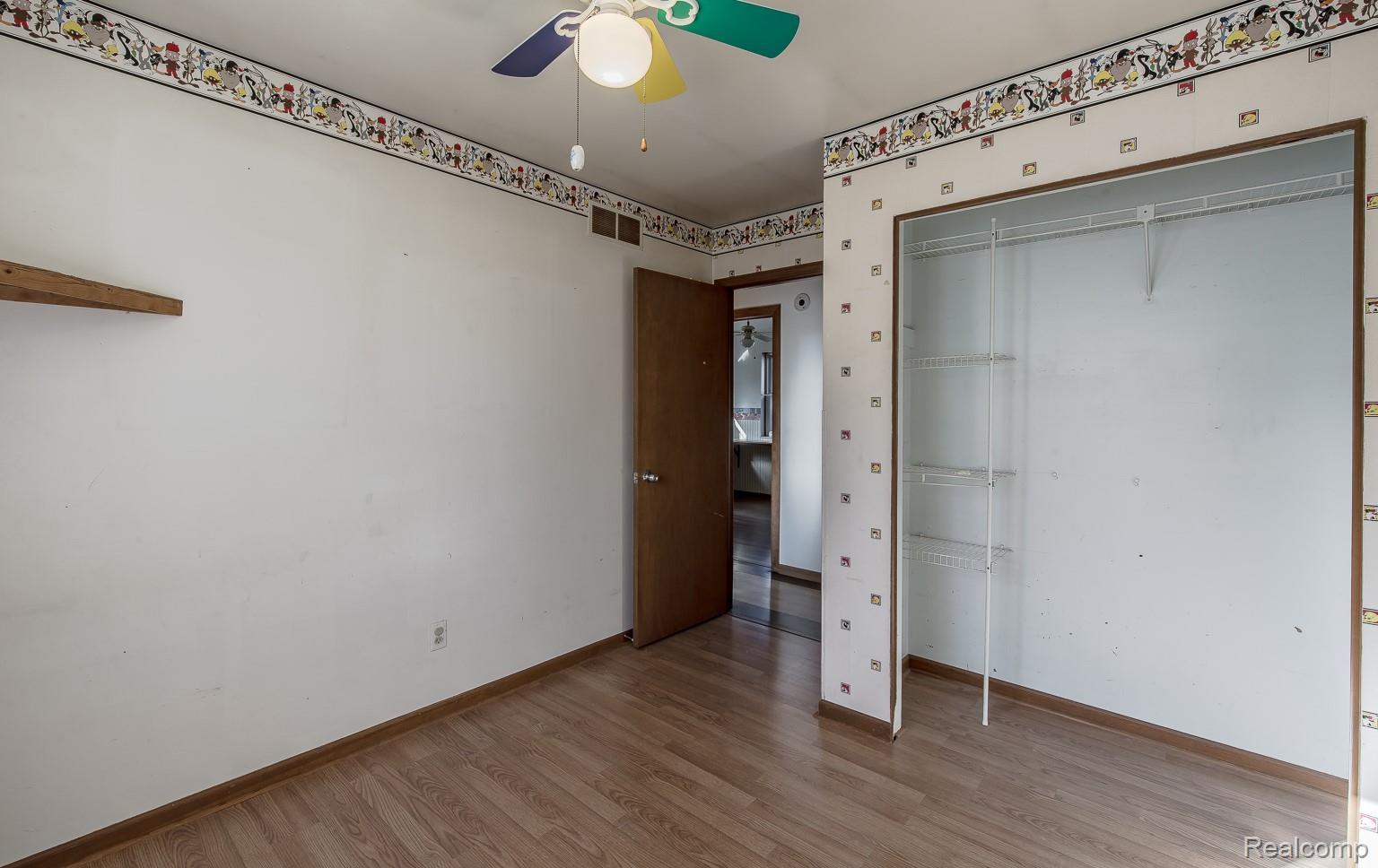 Imlay City, Michigan 48444, United States, 3 Bedrooms Bedrooms, ,2 BathroomsBathrooms,Residential,Active,248272