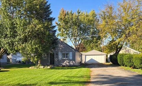 Photo of 951 Davis Street, Ypsilanti Charter Township, MI 48198 (MLS # 81026054488)