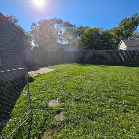 Tiny photo for 951 Davis Street, Ypsilanti Charter Township, MI 48198 (MLS # 81026054488)