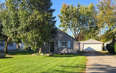Tiny photo for 951 Davis Street, Ypsilanti Charter Township, MI 48198 (MLS # 81026054488)