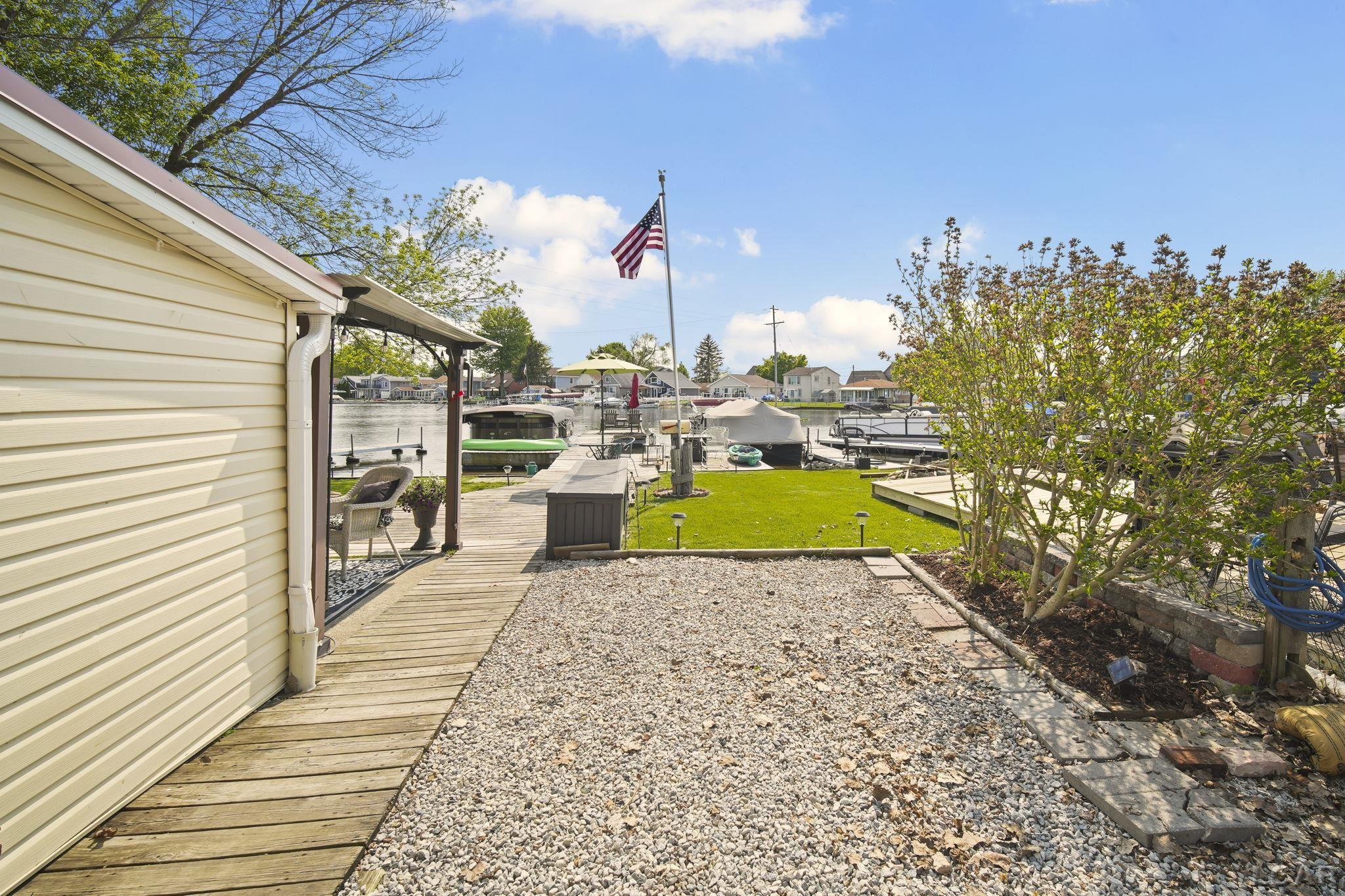 11360 W Ferndale Drive