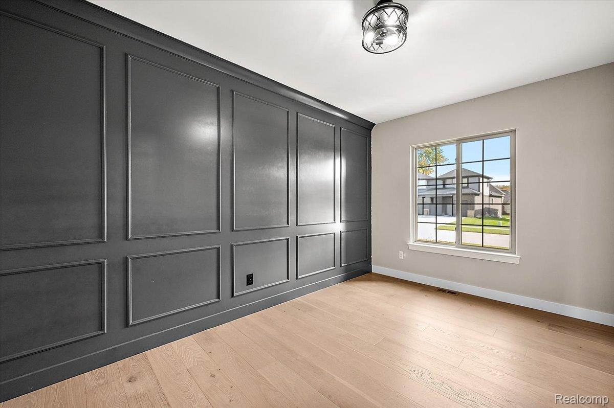 50437 MISTWOOD Drive