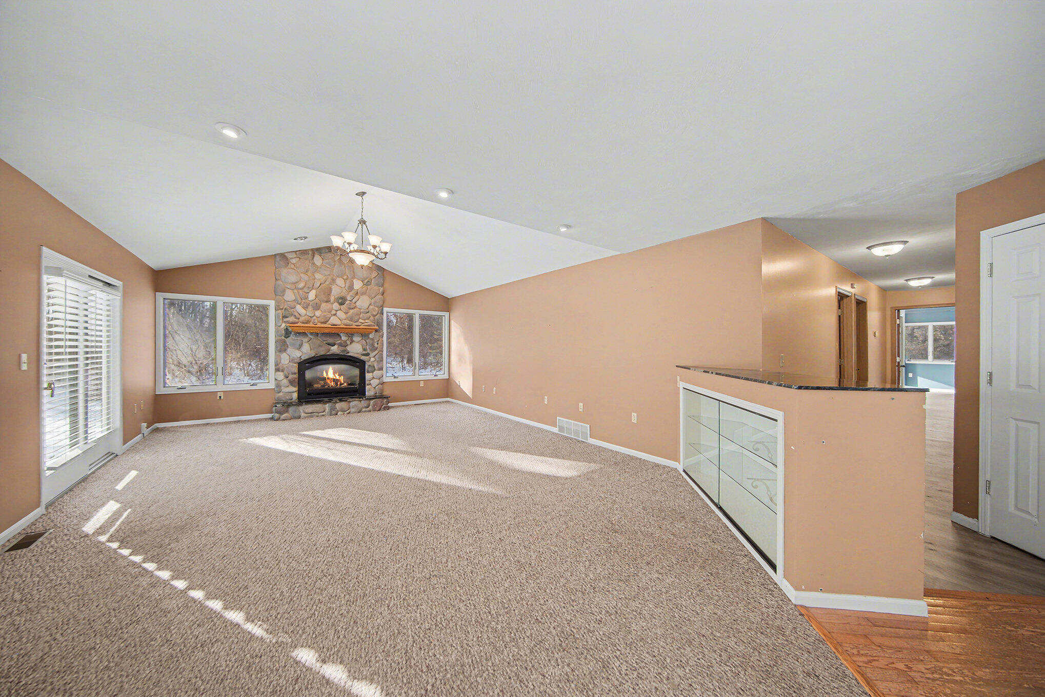 2000 Evergreen Trail