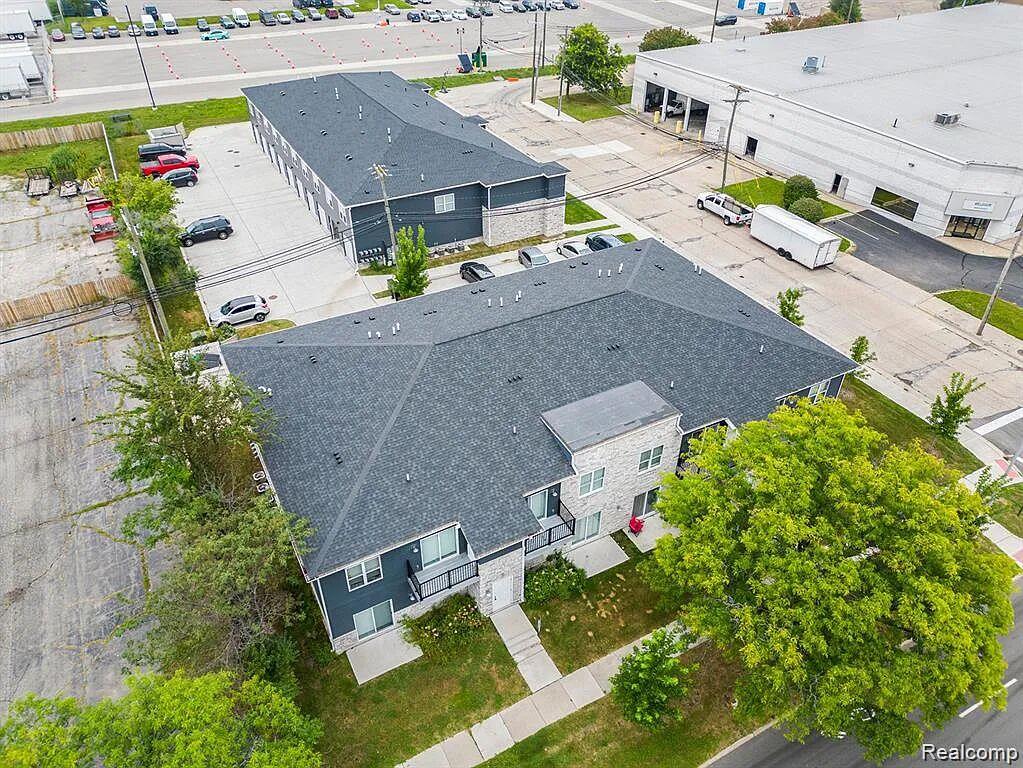1241 E WOODWARD HEIGHTS Boulevard