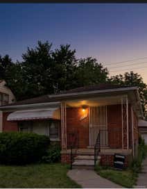 6474 Rosemont Avenue Detroit City MI 48228