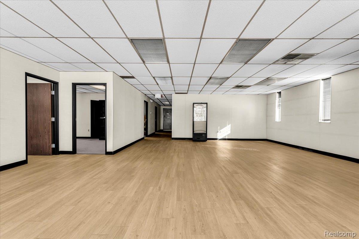 28800 Wall Street