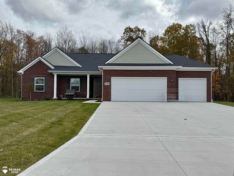 8182 Peninsula Circle Mundy Township MI 48439