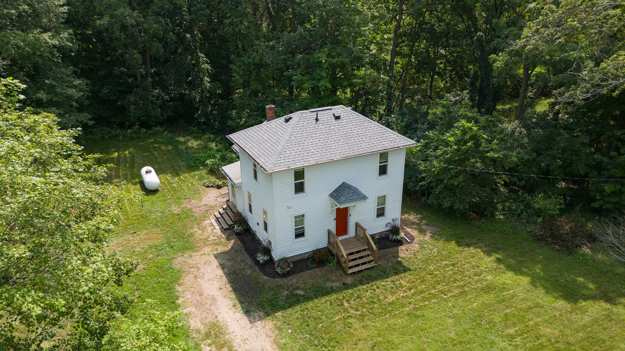 631 N Douglas Avenue
