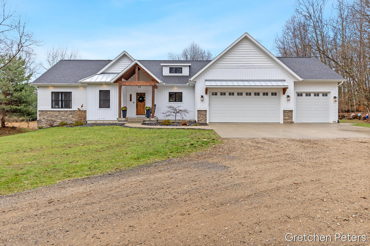7540 Thornapple Dales Drive SE