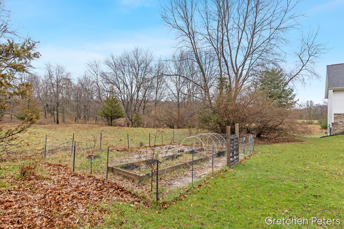 7540 Thornapple Dales Drive SE