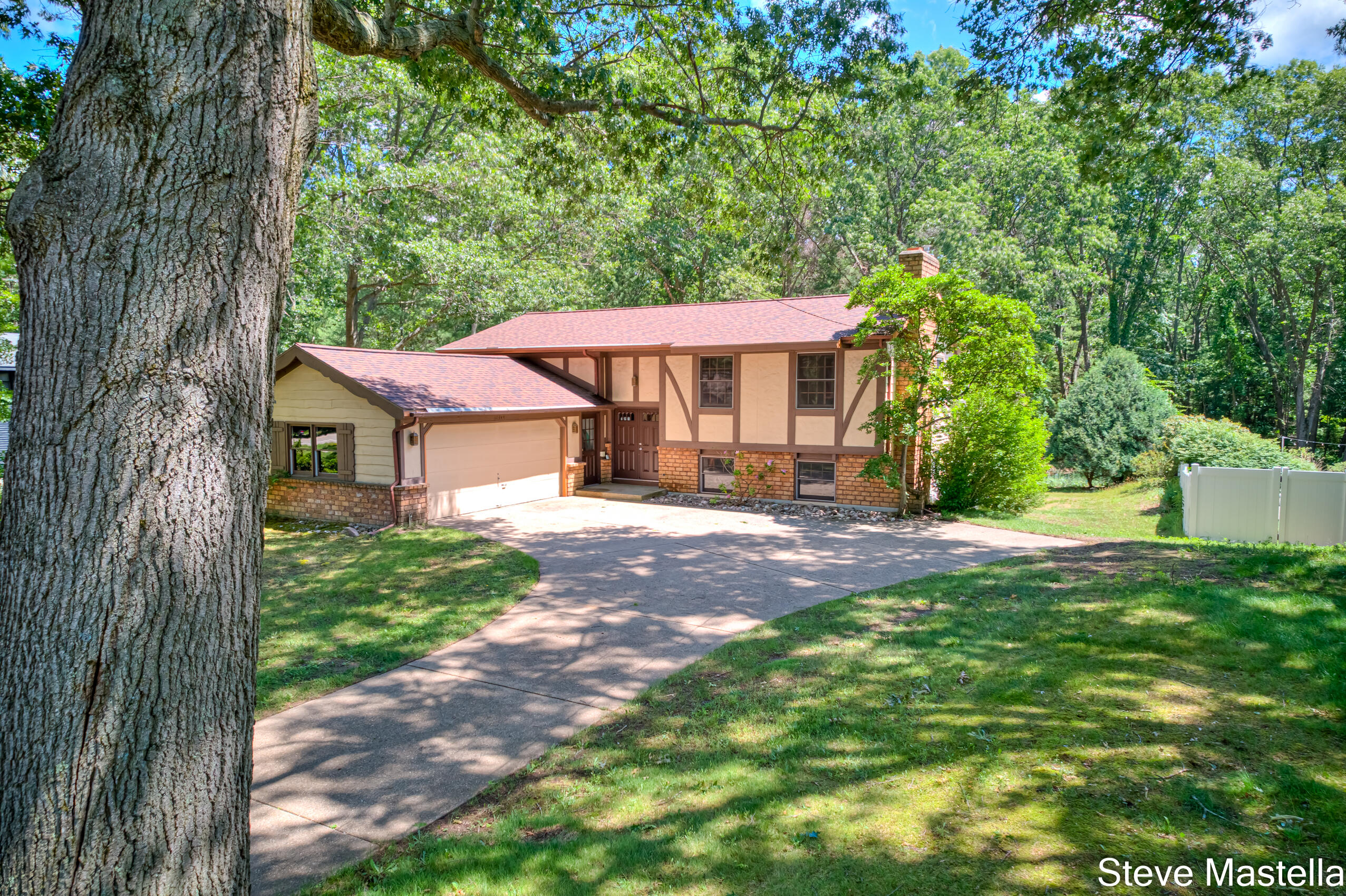 18746 N Fruitport Road