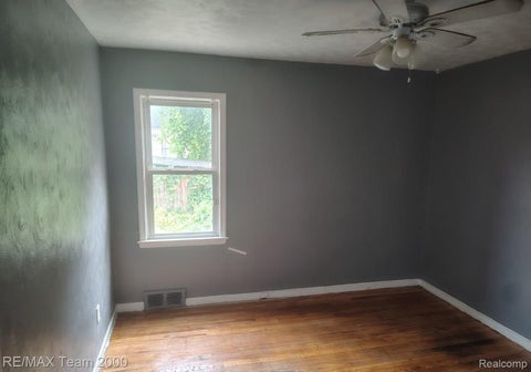 Tiny photo for 9527 Mettetal Street, Detroit City, MI 48227 (MLS # 20261071301)