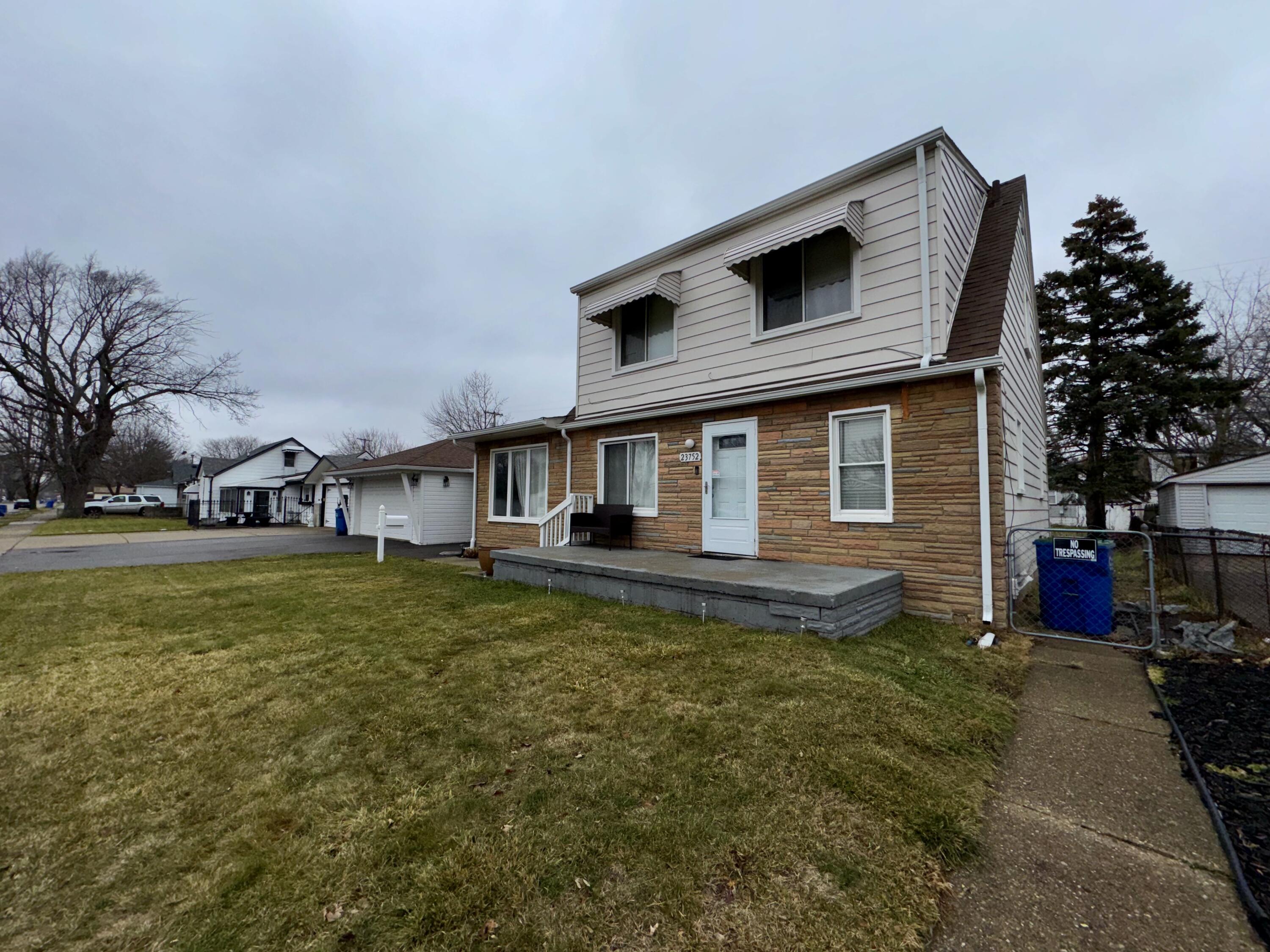 23752 Stewart Avenue