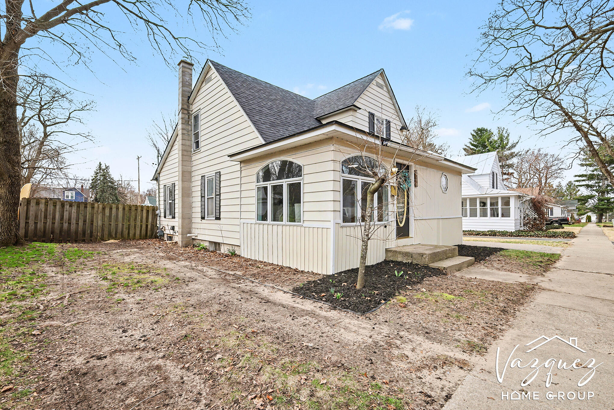 603 W Maple Street