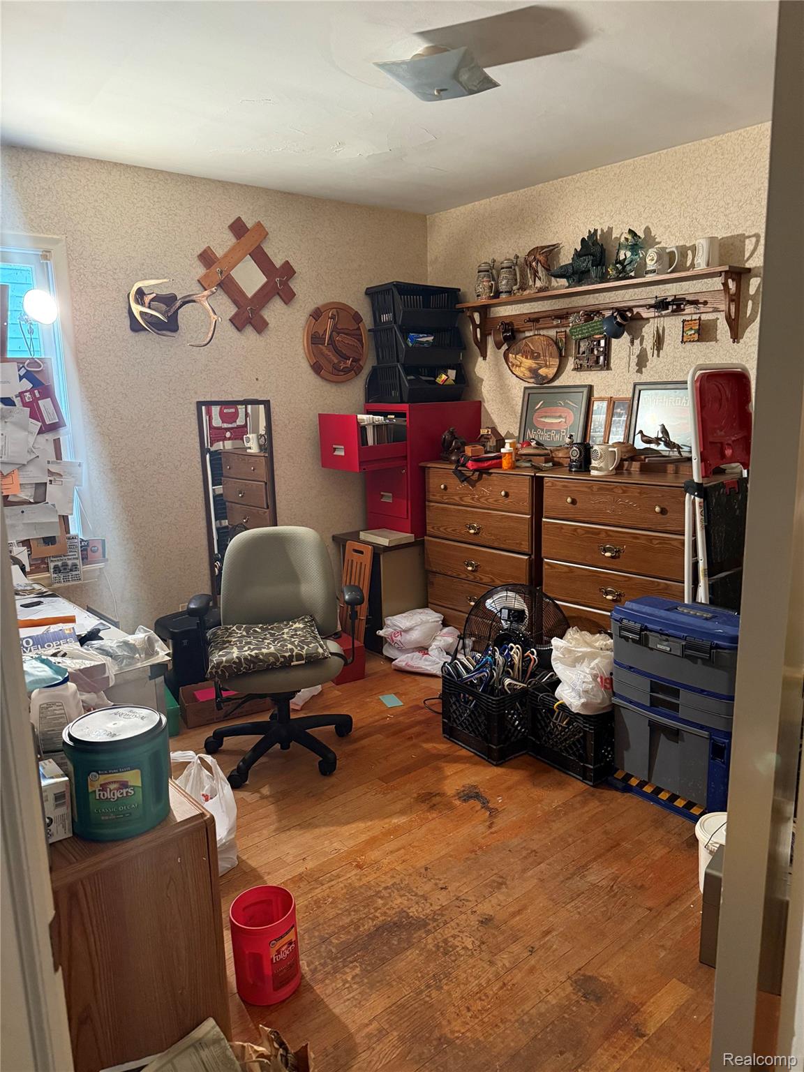 24220 Cloverlawn Street