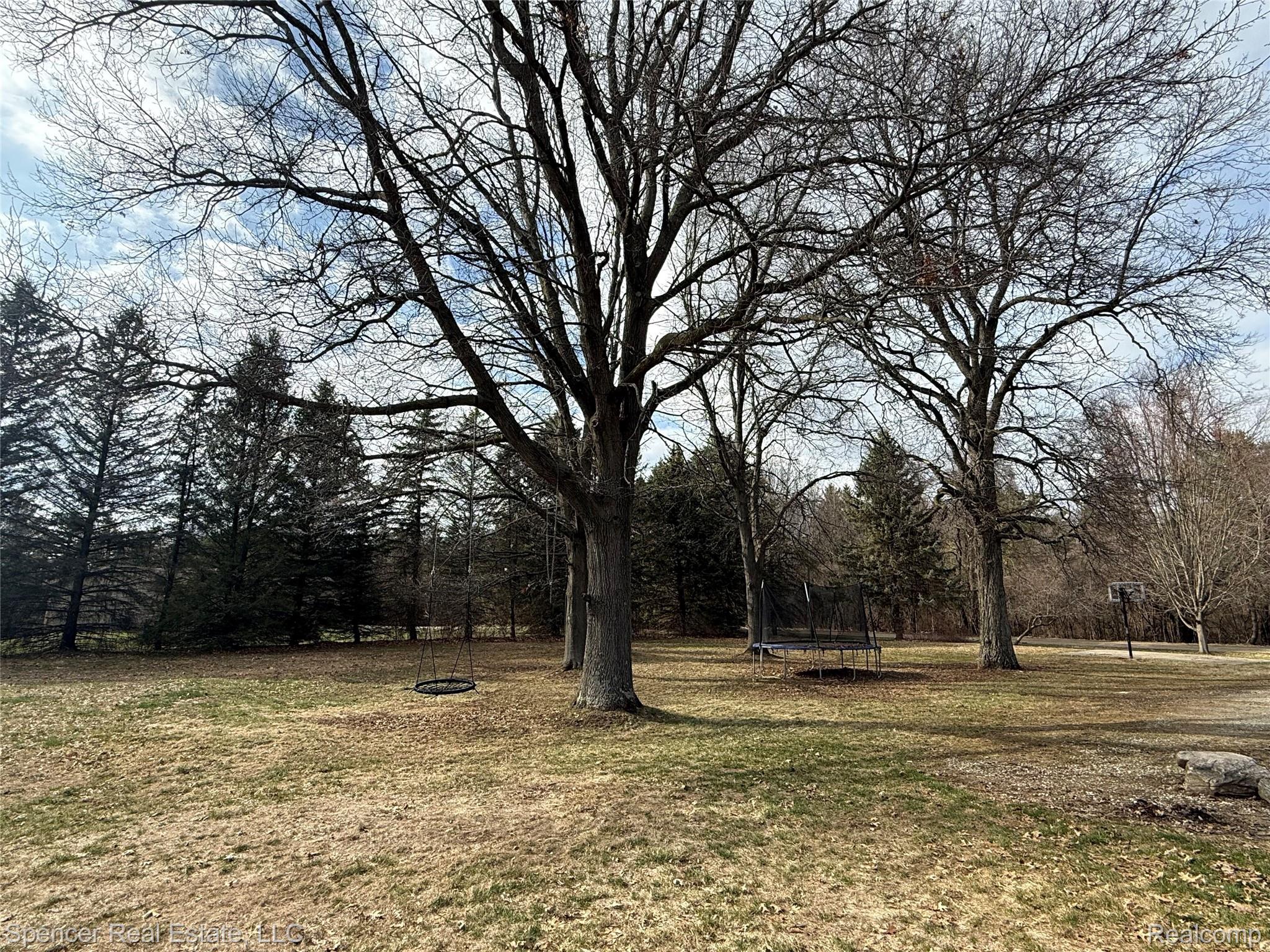 5049 Smokey Hollow Lane