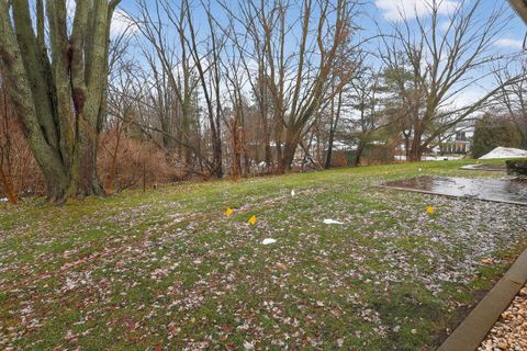 Tiny photo for 19 Old Mill Dr #19, Holland City, MI 49423 (MLS # 71025062420)