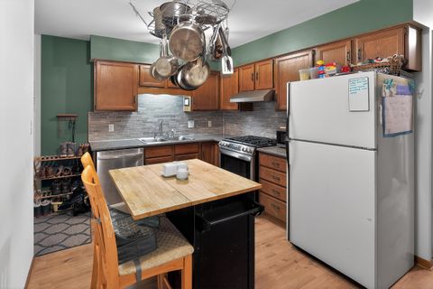 Tiny photo for 19 Old Mill Dr #19, Holland City, MI 49423 (MLS # 71025062420)