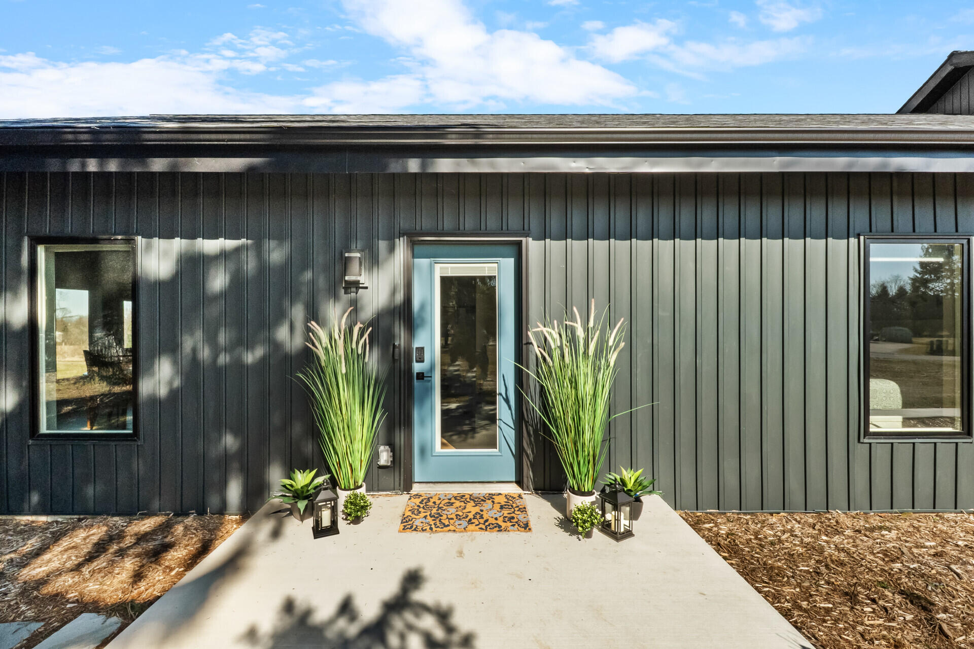 3961 Hickory Hollow Drive