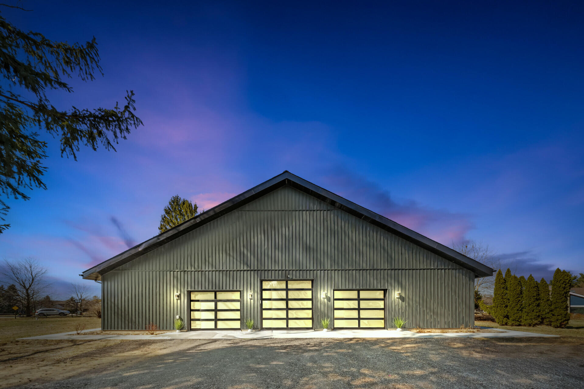 3961 Hickory Hollow Drive