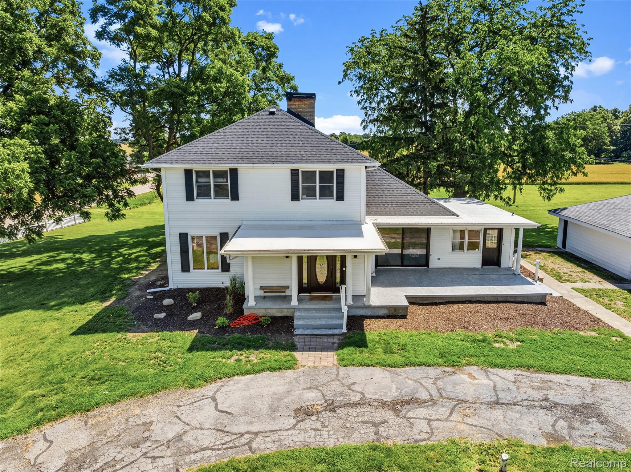 5843 W Dewey Road