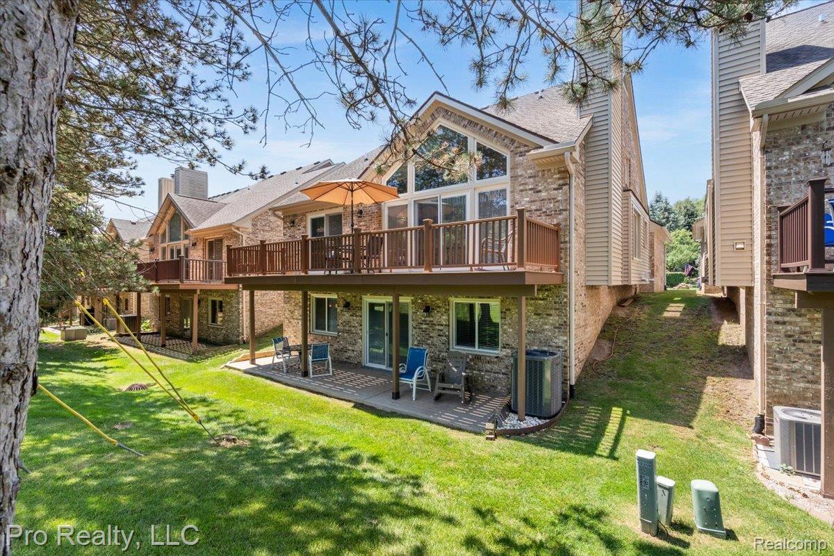 45317 Stonehedge Drive