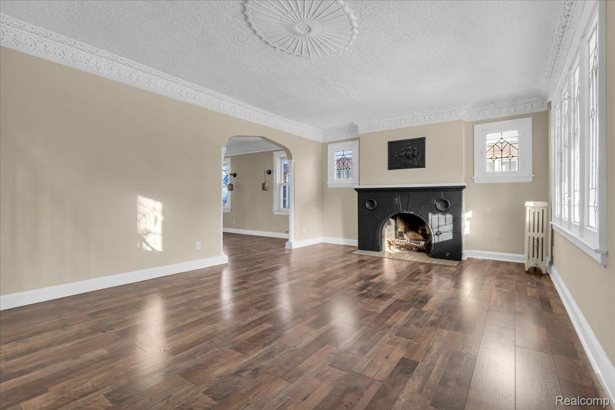 16565 Roselawn Street