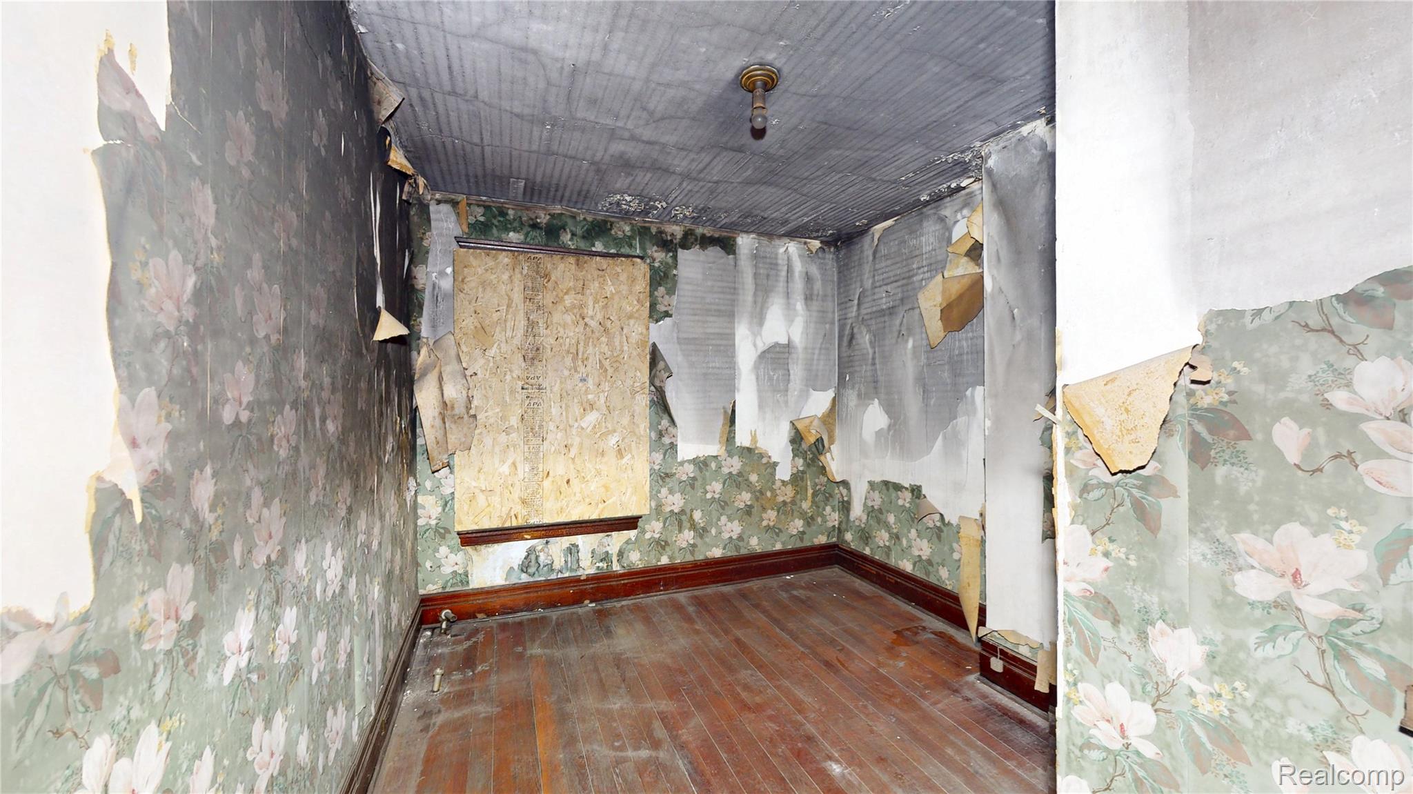 Detroit City, Michigan 48216, United States, 8 Bedrooms Bedrooms, ,4 BathroomsBathrooms,Residential,Active,214904