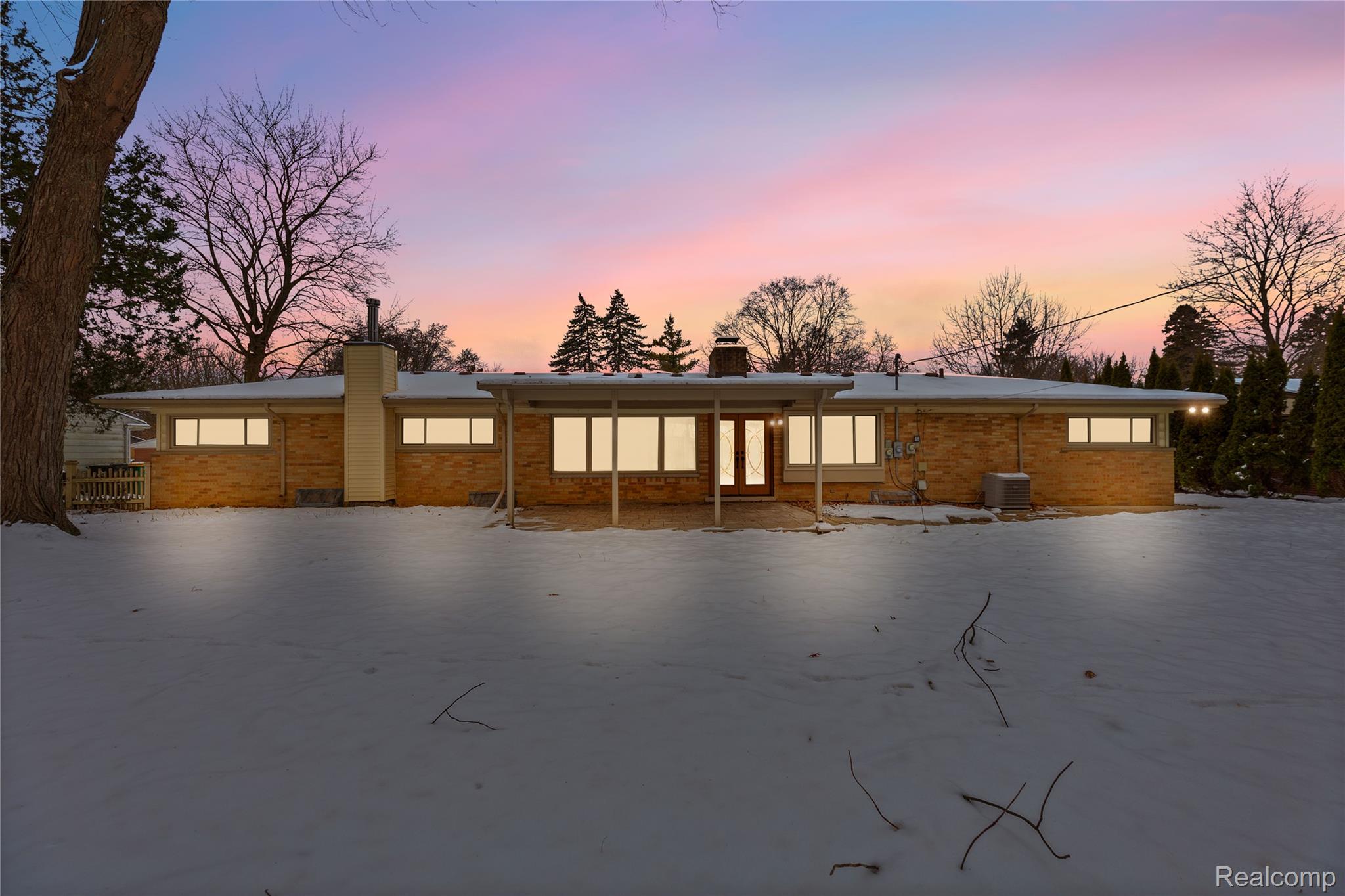 32336 Tareyton Street