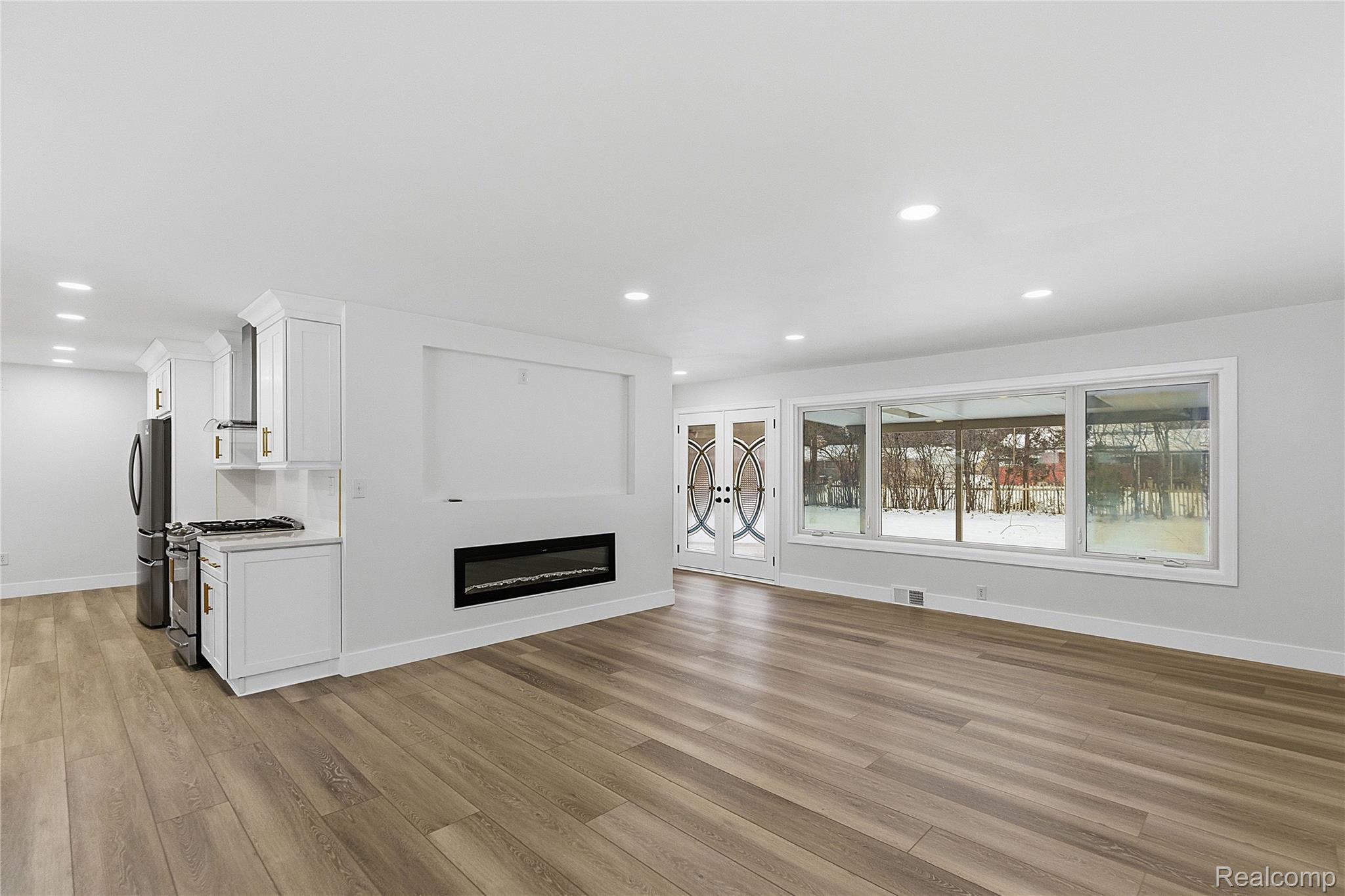 32336 Tareyton Street