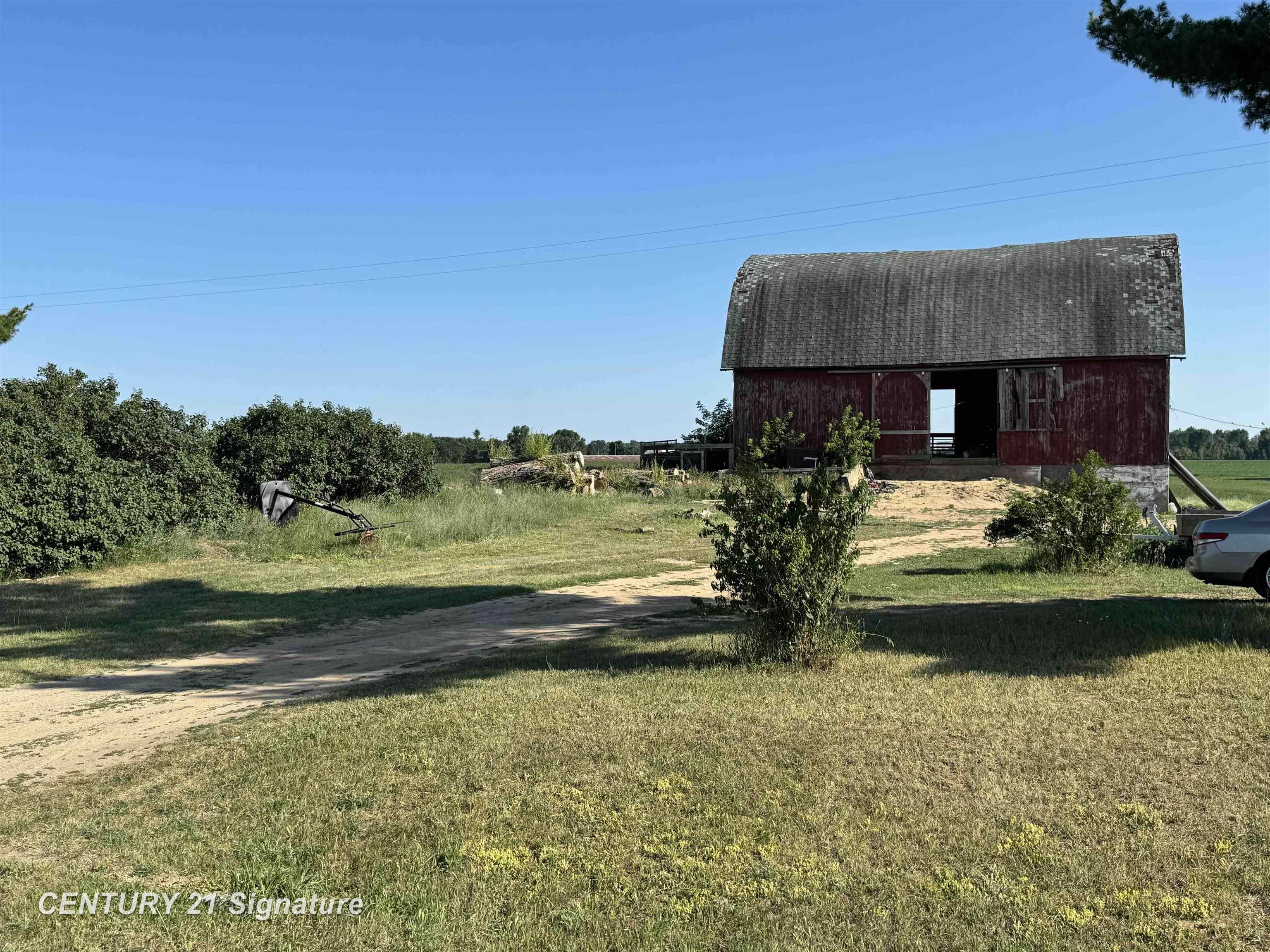 5732 E Grass Lake Road