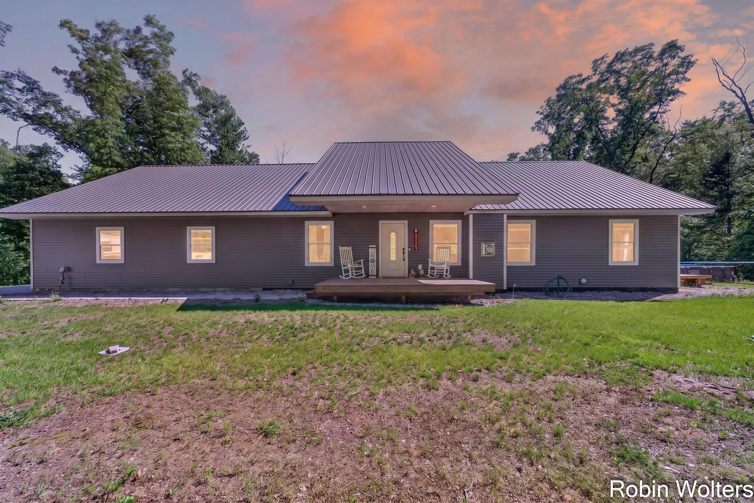 10337 Schow Road