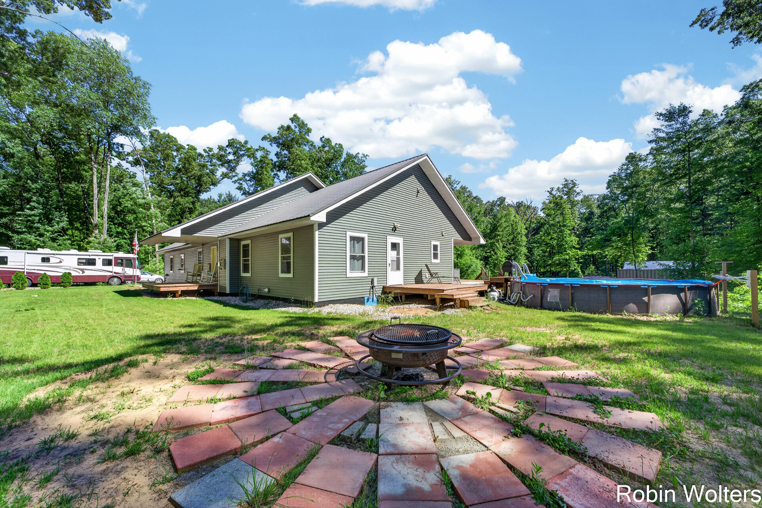 10337 Schow Road
