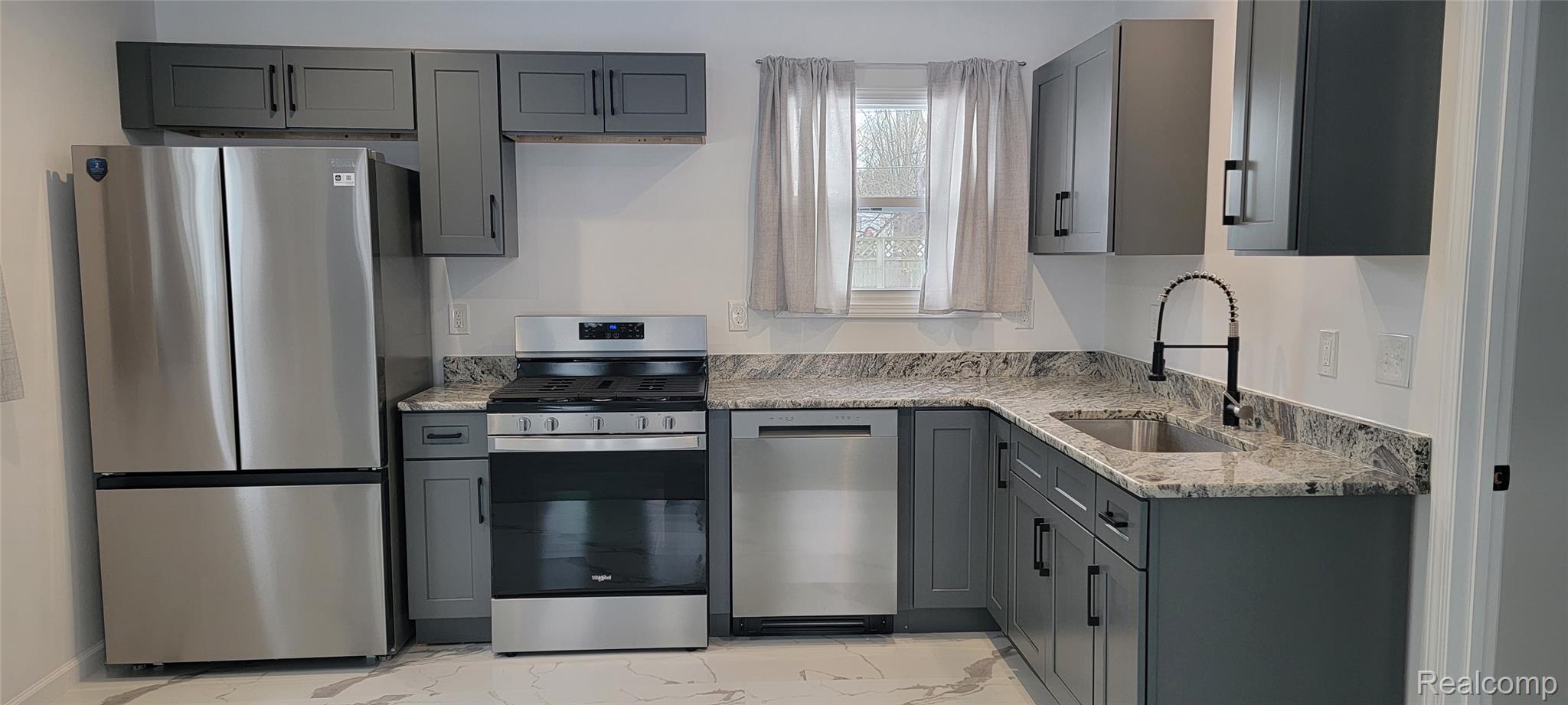 Clarkston, Michigan 48346, United States, 3 Bedrooms Bedrooms, ,2 BathroomsBathrooms,Residential,Active,256886