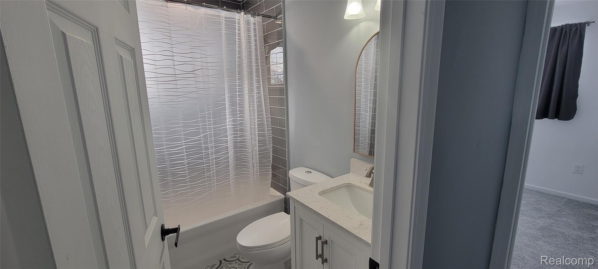 Clarkston, Michigan 48346, United States, 3 Bedrooms Bedrooms, ,2 BathroomsBathrooms,Residential,Active,256886